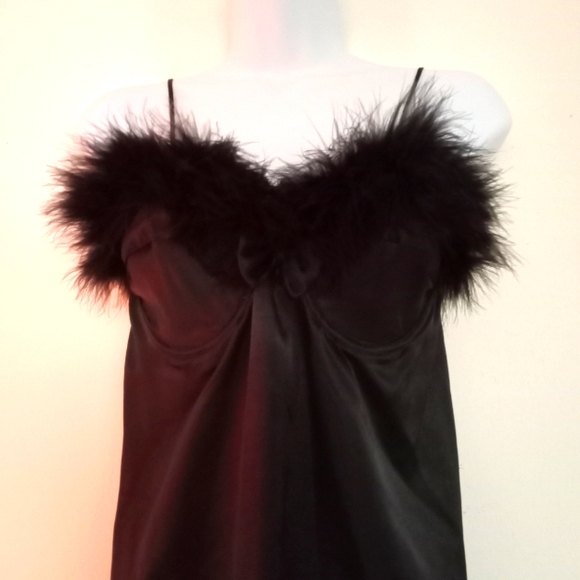 NWT🎁FREE GIFT INCLUDED 🎁 Feathers w/Buttons Sexy Satin Lingerie w/ Bra - Picture 3 of 15